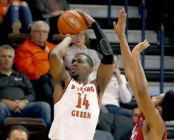 Alcegaire leads BGSU over Miami