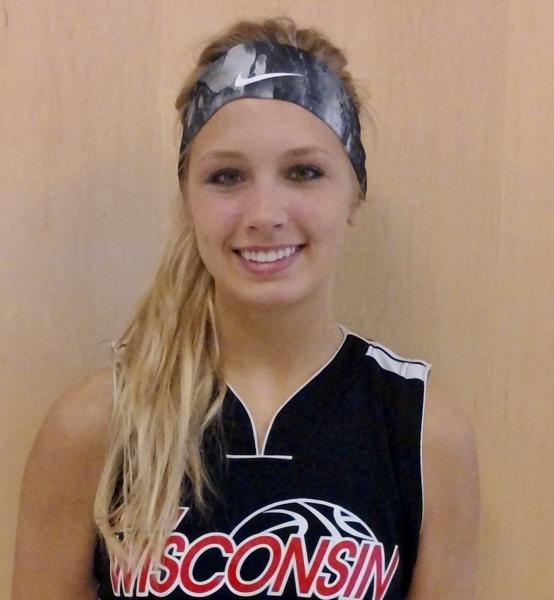 Jessica Lindstrom Commits to UWGreen Bay