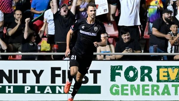 San Antonio FC inks Alex Crognale to new contract featured image