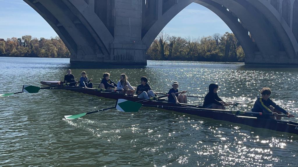Learn-to-Row Program for 8th Graders