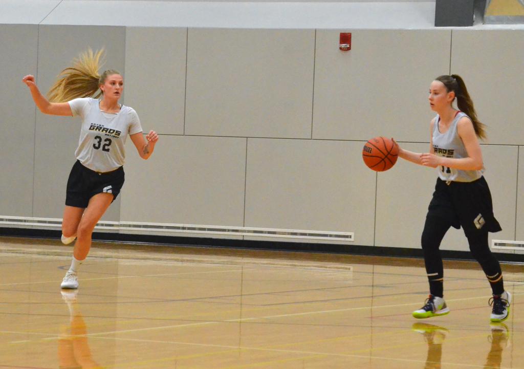 GCSO PICTURES Last Day Photos Edmonton Grads Youth Basketball