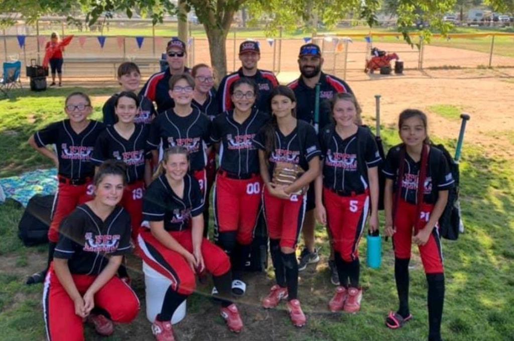 Lake Elsinore Girls Softball