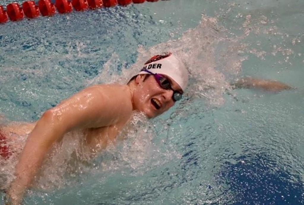 Sean Dolder swimming the 500 Free