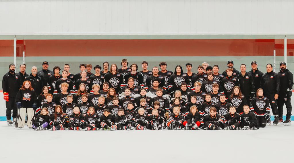 2025-2026 HENNIKER HUSKIES